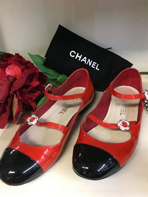 chanel shoes o